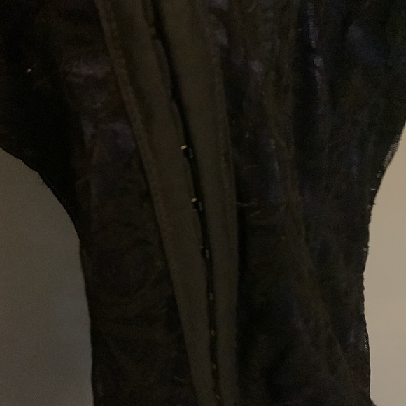 Rosalie Gothic Corset - Picture 10 of 14